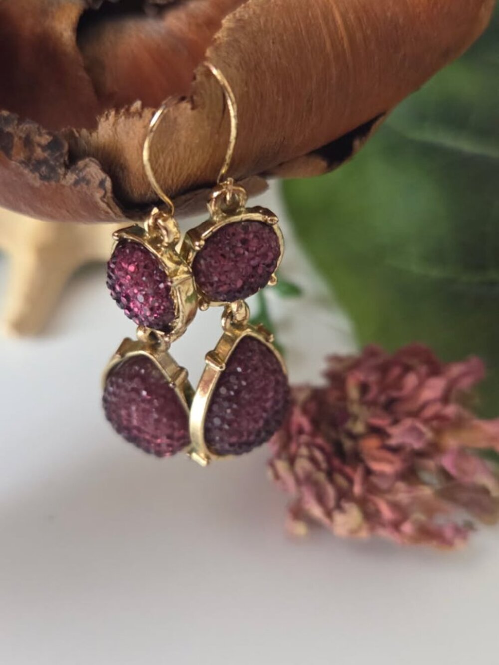 Vintage Amethyst like w/Gold Magenta Stone Sugar-glass 2 Drop Earrings